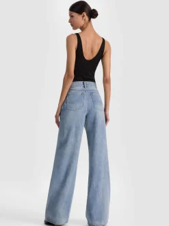 ANNIKA LACE BODYSUIT