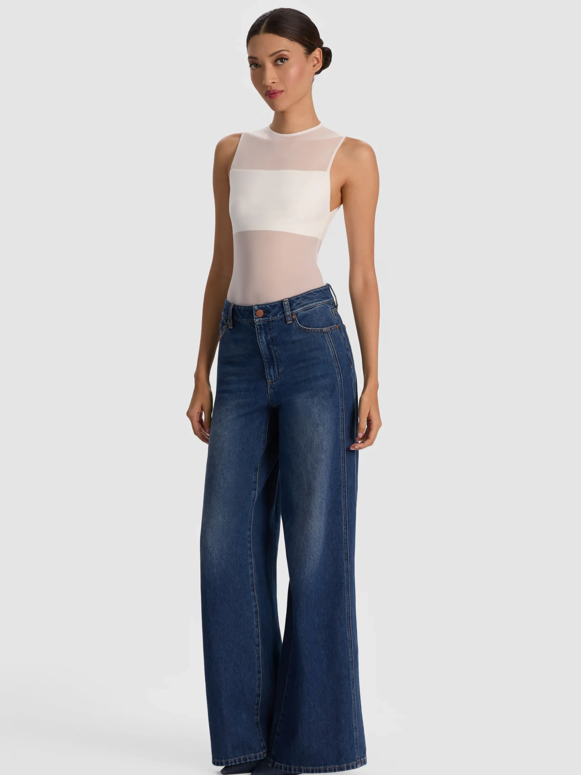 BANDEAU SLEEVELESS BODYSUIT