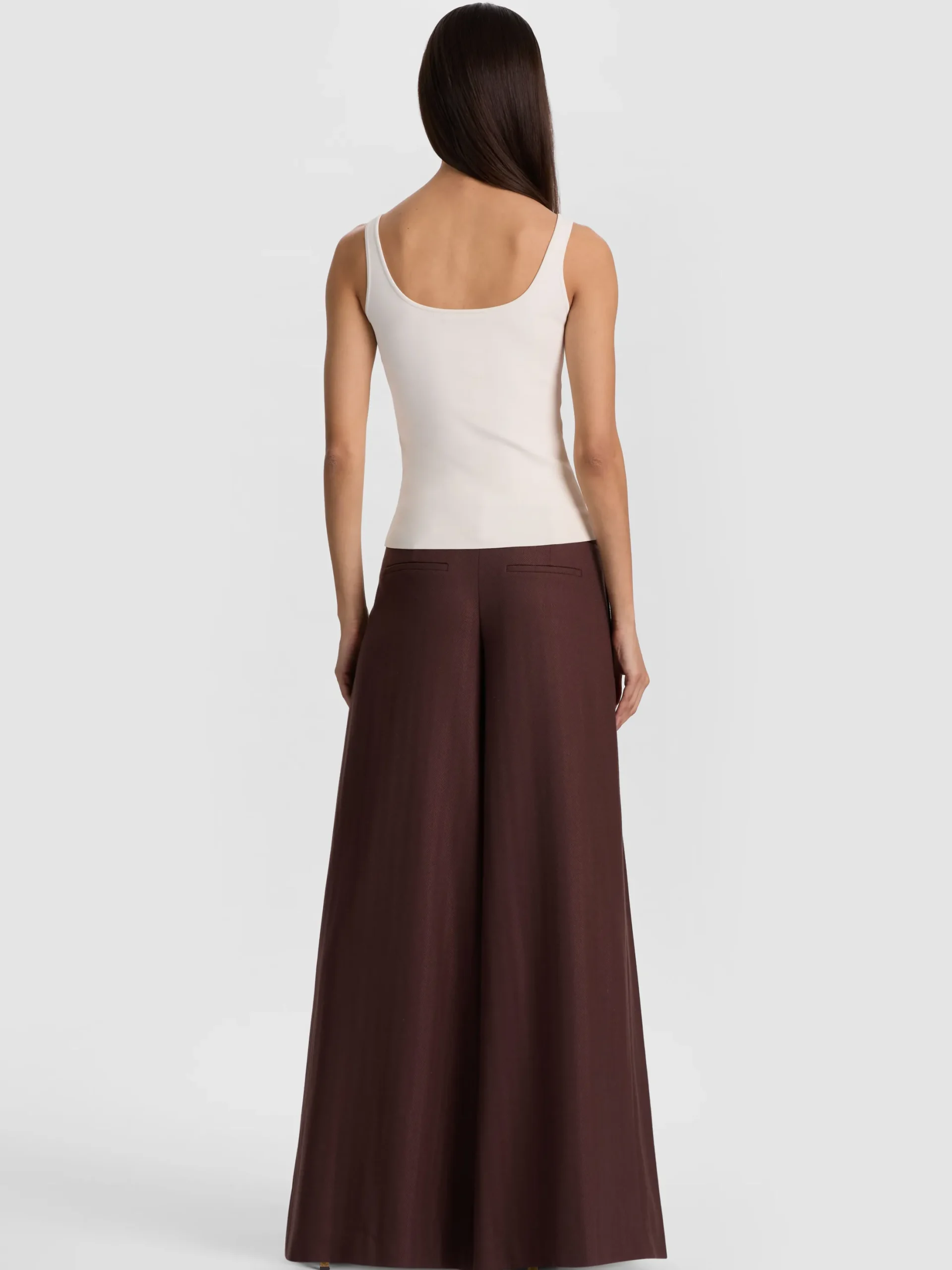 DARYN SCULPTING TANK