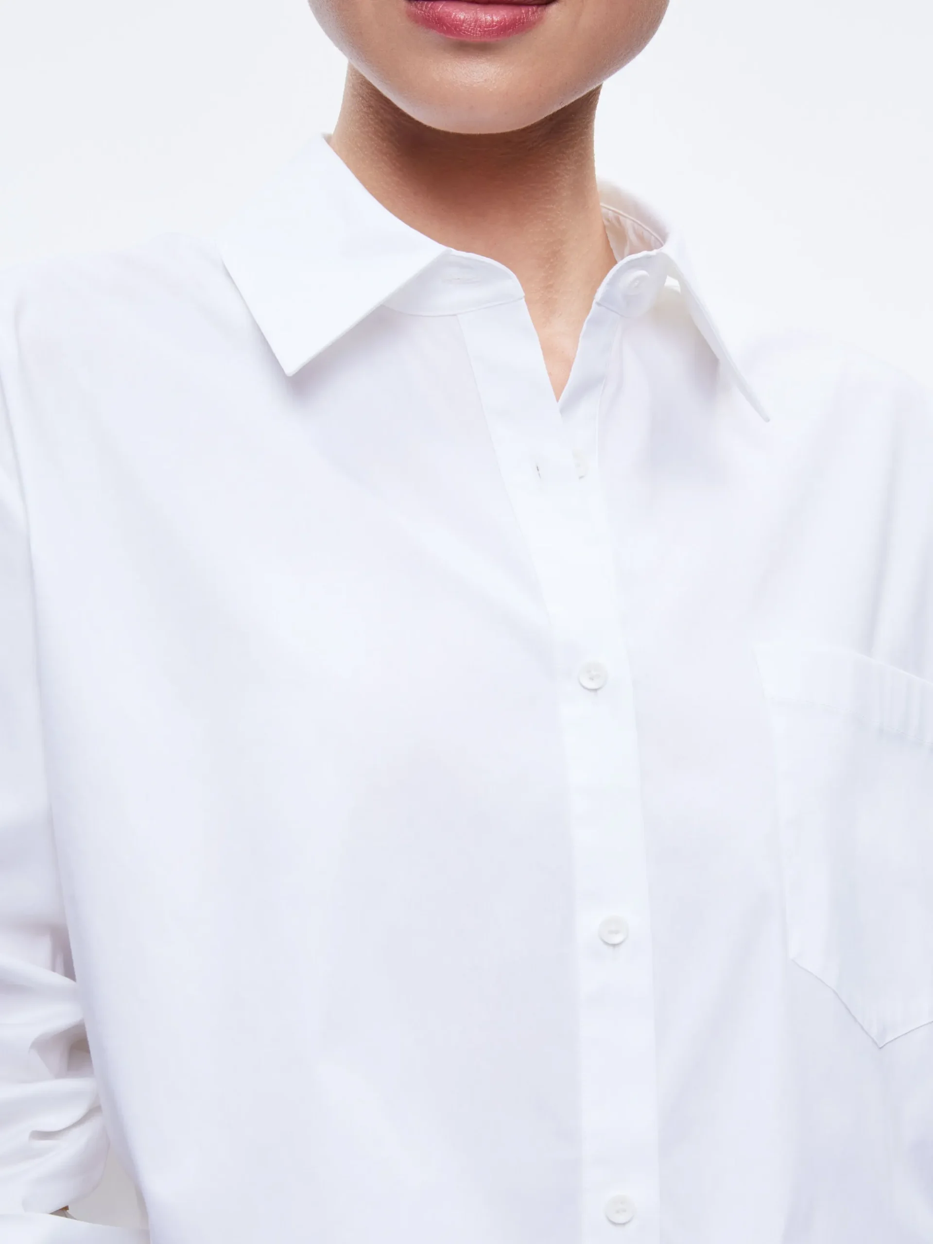 FINELY CROPPED BUTTON DOWN