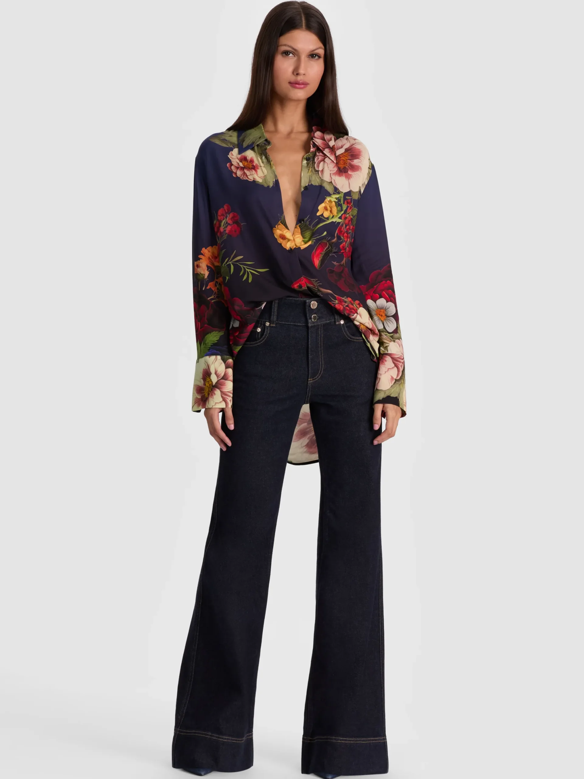 FINELY OVERSIZED BUTTON DOWN