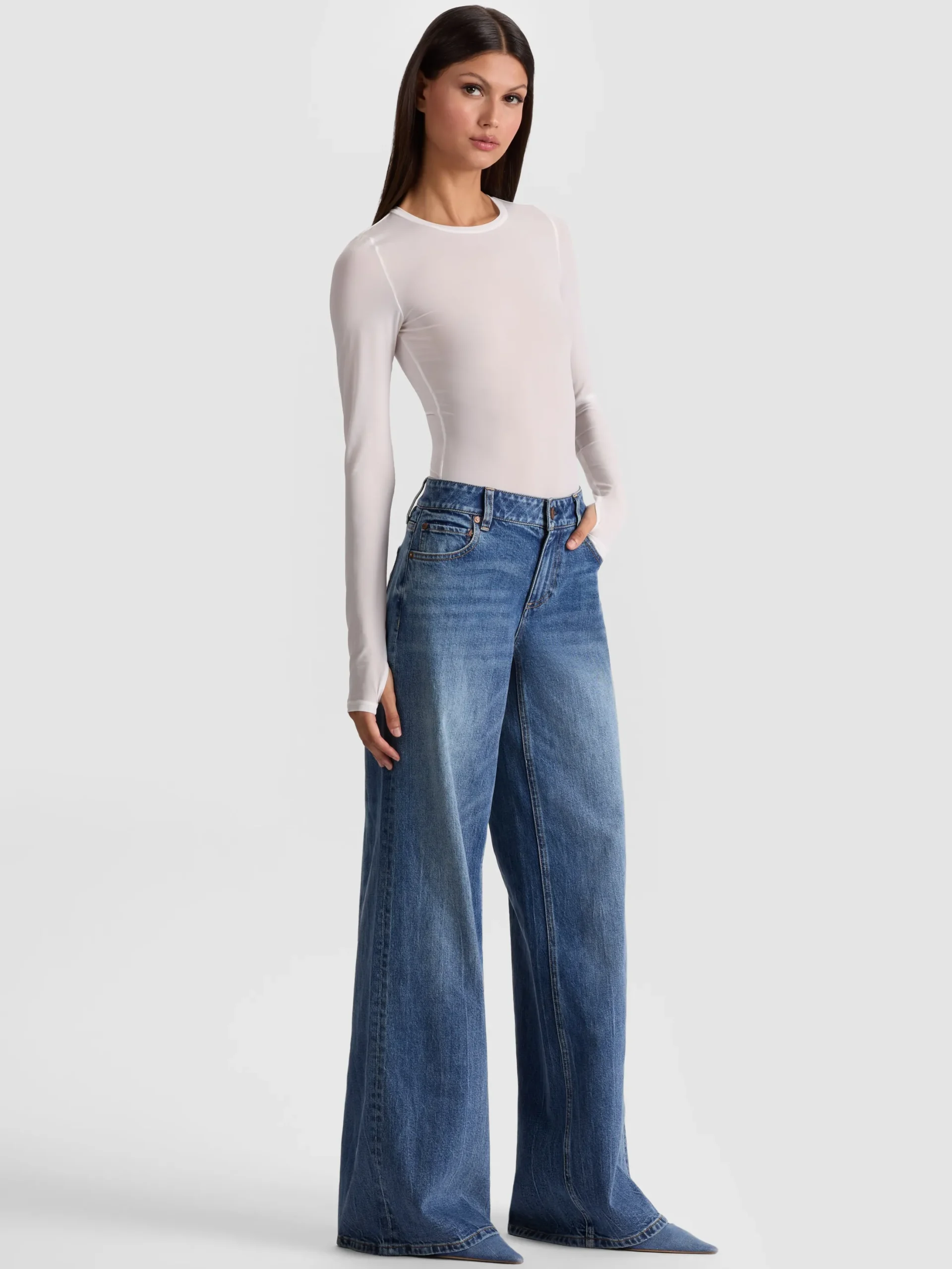 HOTTIE LONG SLEEVE BODYSUIT