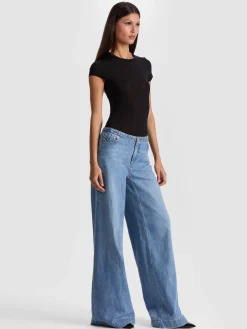 HOTTIE SHORT SLEEVE BODYSUIT