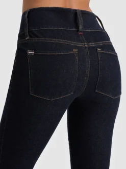 KAI LOW RISE CAPRI JEAN
