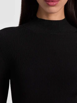 ROBERTA RIBBED TURTLENECK